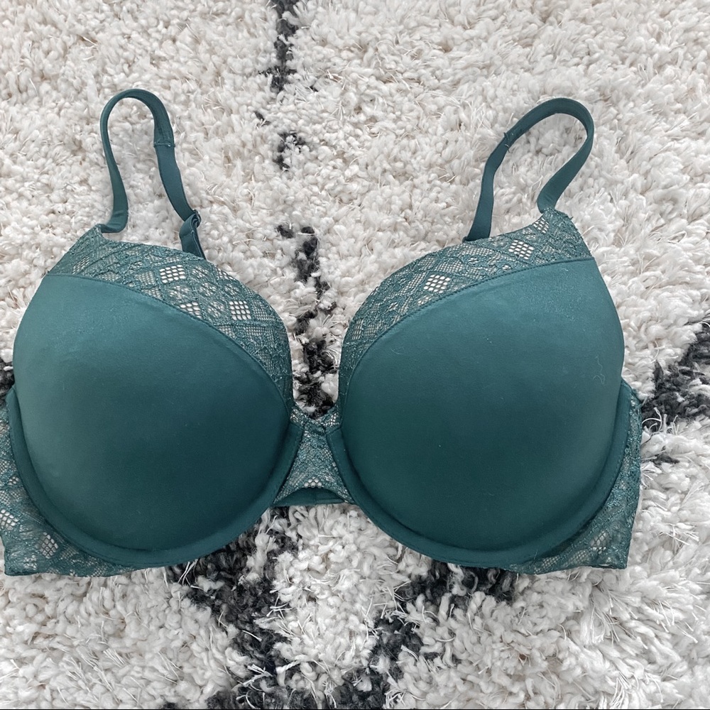 Body by Victoria  perfect shape green bra